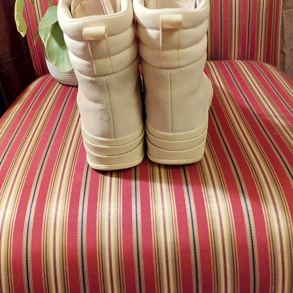 Adidas Beige Seude High-Top Sneakers Size 7.5 - Picture 4 of 13